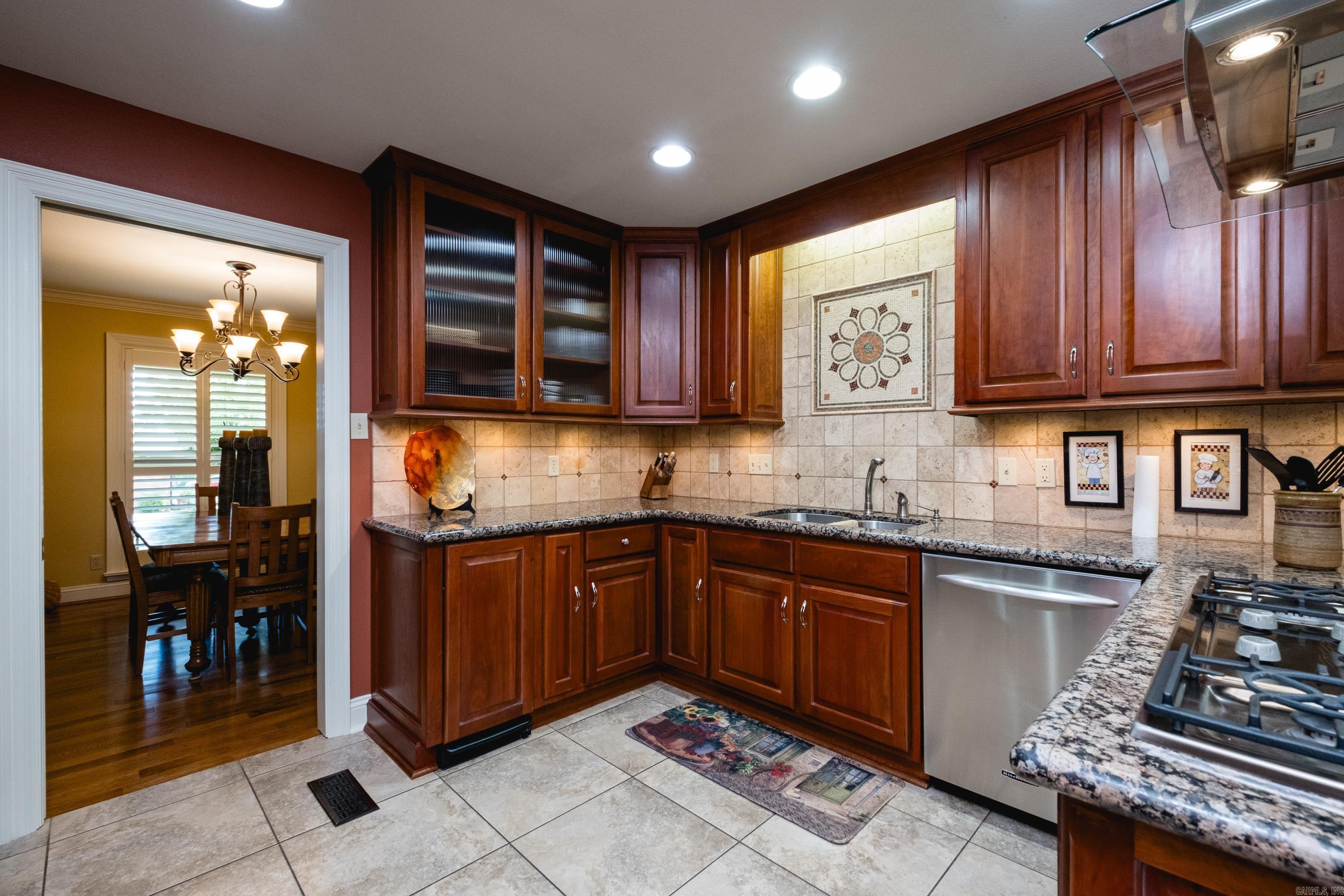 Image 1: Kitchen