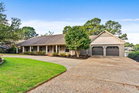 3601 N North Hills Blvd Boulevard