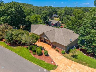 165 Paddock Point