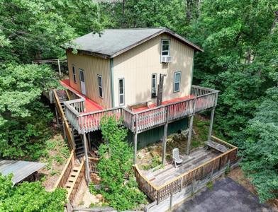 249 & 250 River Drive