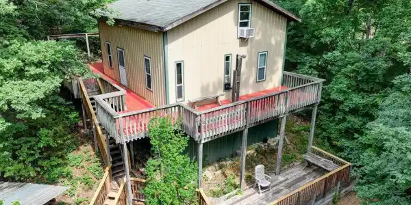 249 & 250 River Drive