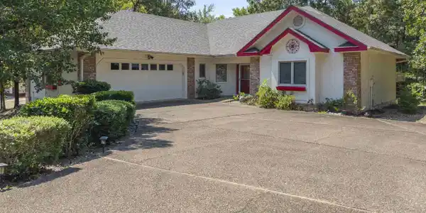 32 Promesa Place