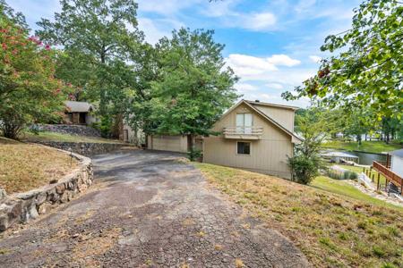 108 Silverwood Terrace