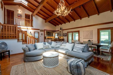 452 Golf Drive (Eden Isle)