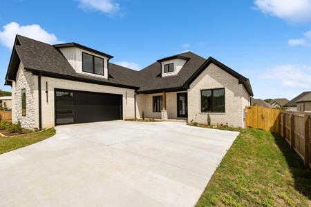 7006 Star Dust Lane