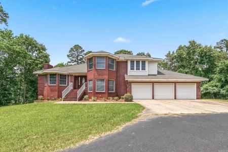 161 White Tail Drive