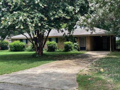 409 Sunnymeade Drive