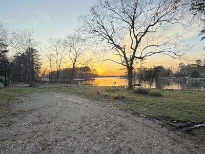 192 Rivers Dr