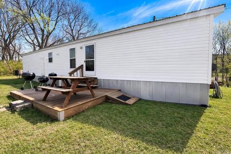 195 Emery Bluff Spur