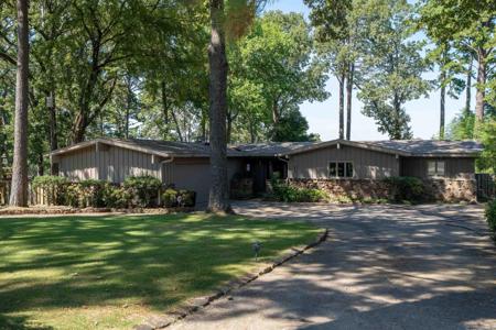 300 Bellview Drive