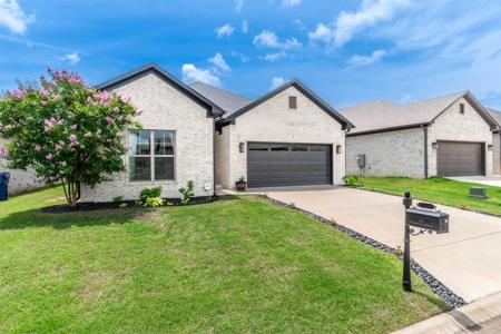 118 Lydia Drive