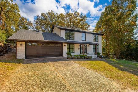 3111 Lakeview Road
