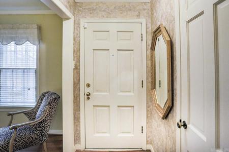 8508 N Rodney Parham