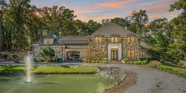 122 Gardens Edge Drive