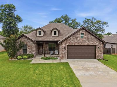 2740 Chert Cv