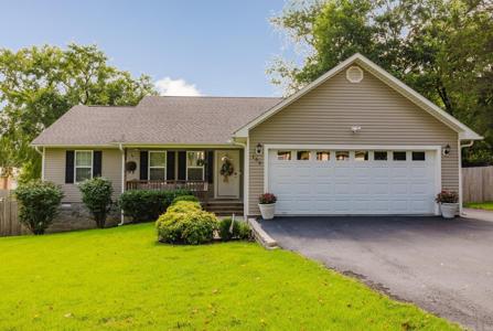 105 Parkland Road