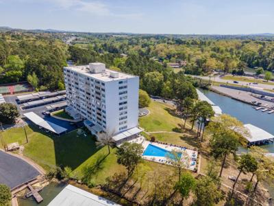 740 Weston