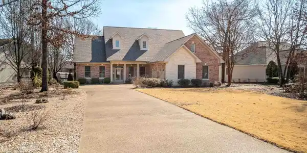 53 Sanchez Way