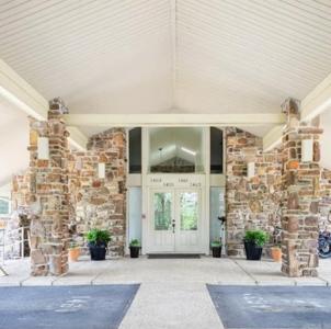 1453 Lodge Mountain Dr