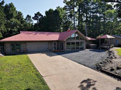 3432 Edgewood Drive