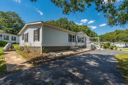 5600 Albert Pike Road, #16