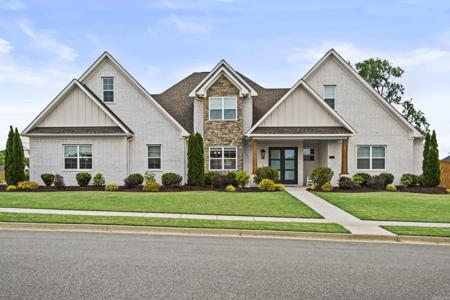 7230 Lake Point Circle