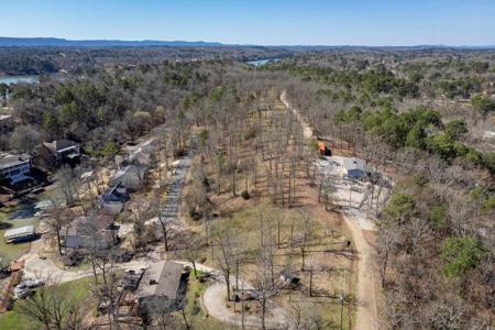 00 Woodstock Drive