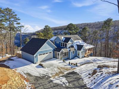 550 Leech Dr.
