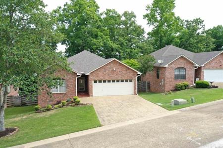 103 Creekview Terrace