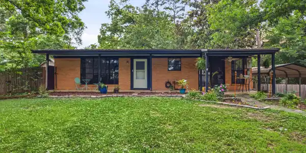 112 Pine Shore Lane