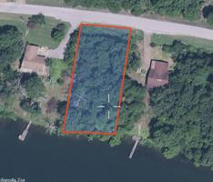 1411 E Emerald Cove