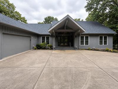 56 N Lakeshore Drive