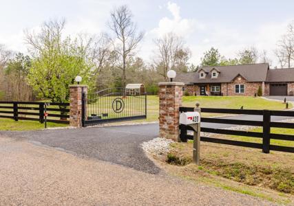 420 Coachlight Road