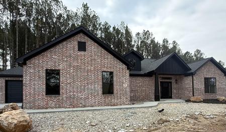 24 Realeza Court