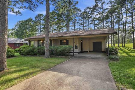 210 Snead Drive