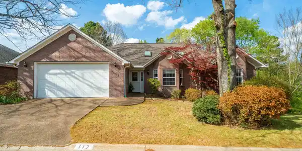 117 Forest View Circle