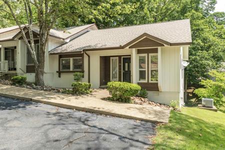 16 Tomisa Lane