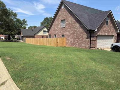 6 Ozark Drive