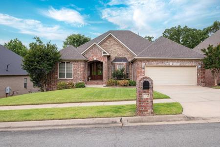 112 Blackburn Drive