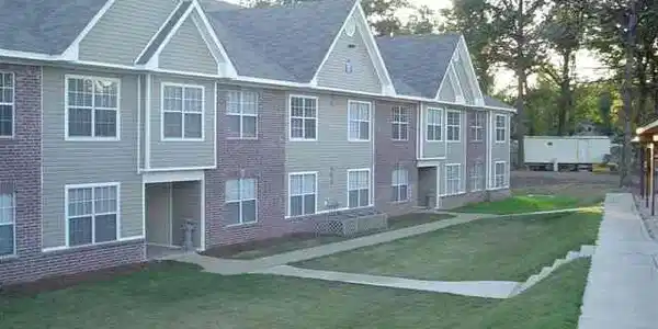 Image 4: successful next door property
