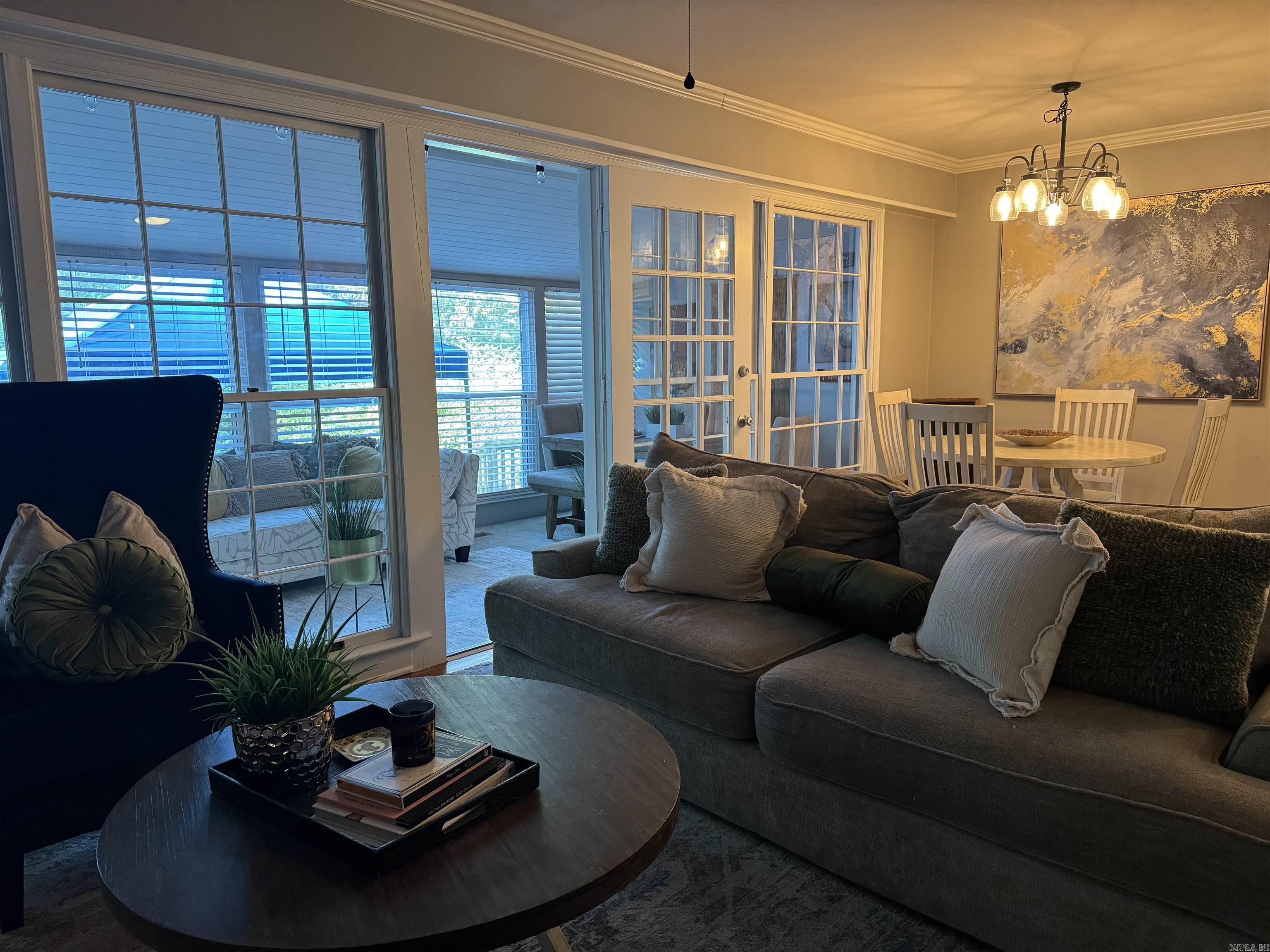 Image 2: Living Room