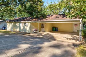 41 E Ridge