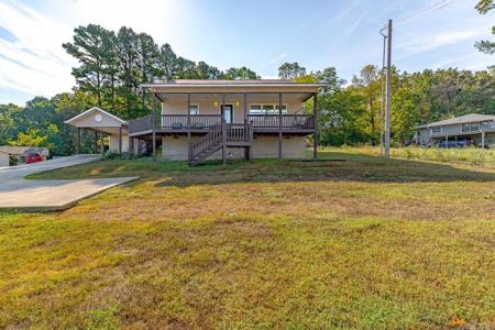 14 Yosemite Dr.