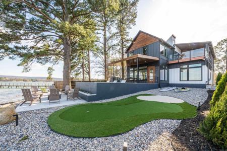 295 Long Beach Point