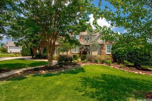 5724 RIVIERA DRIVE