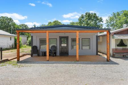 6646 Hwy 178 West