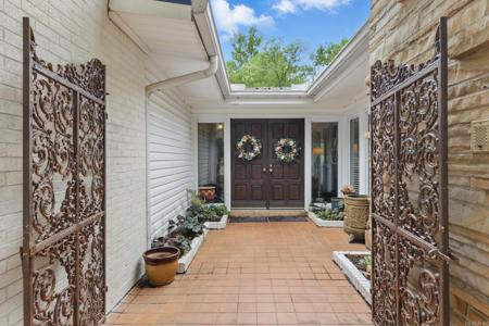 717 Choctaw Circle
