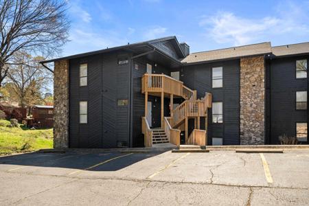 203 Stearns Point