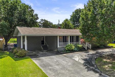 3808 Pope Avenue