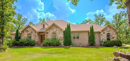 14800 Wild Oak Lane